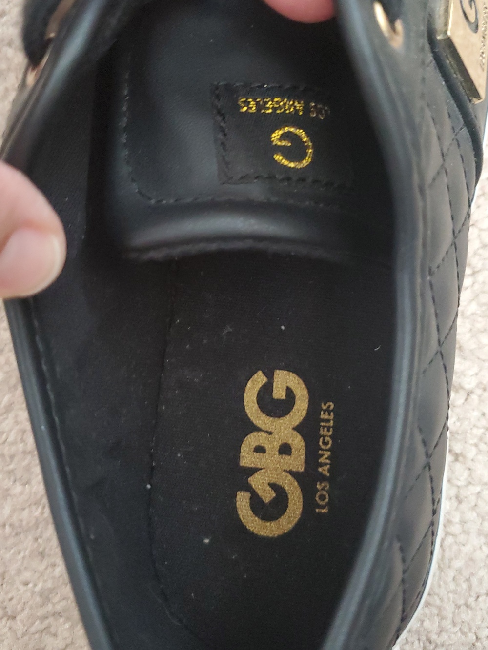 Guess Sneakers Size 8 1/2M - Picture 11 of 12